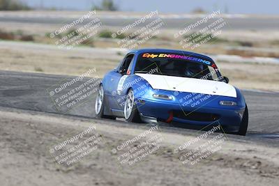 media/Oct-18-2025-Speed Ventures (Sat) [[8b3b7cf525]]/Green/Session 3 (Sunset)/